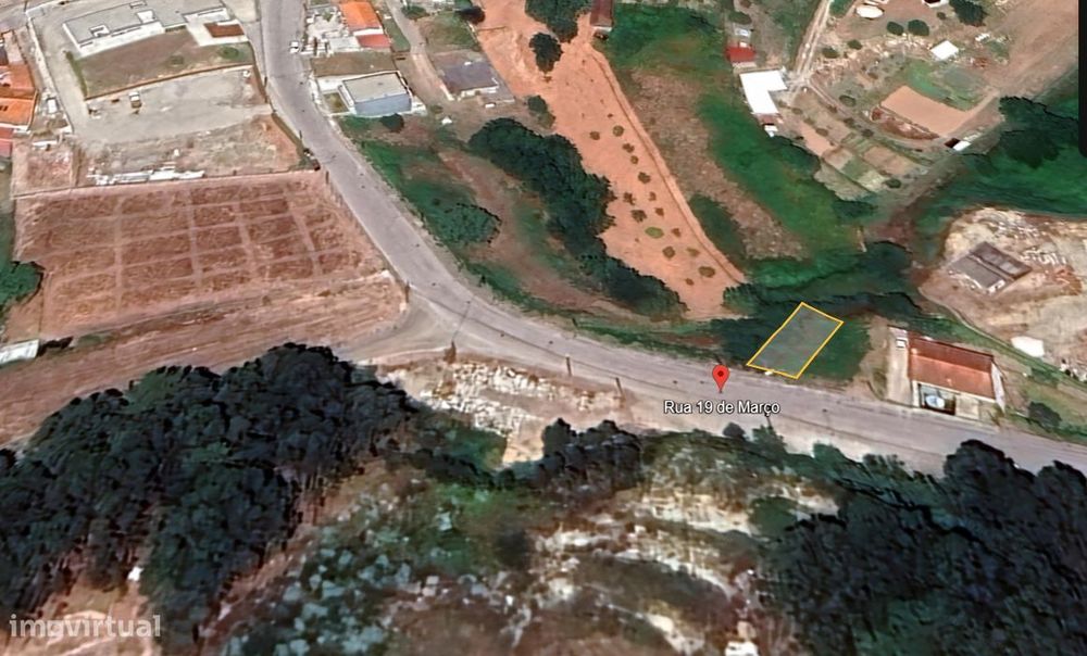 Vende-se Lote Terreno de Construção – Fonte Arcada - Penafiel. — Fonte Arcada, Porto
