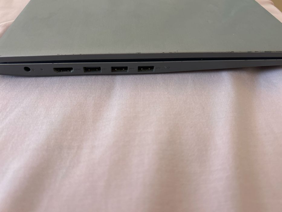 Portátil Lenovo 15.6" (Cinzento/Prata) + Carregador Original - Ler Descrição