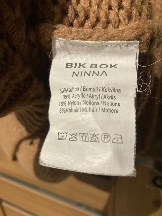 Karmelowy sweter