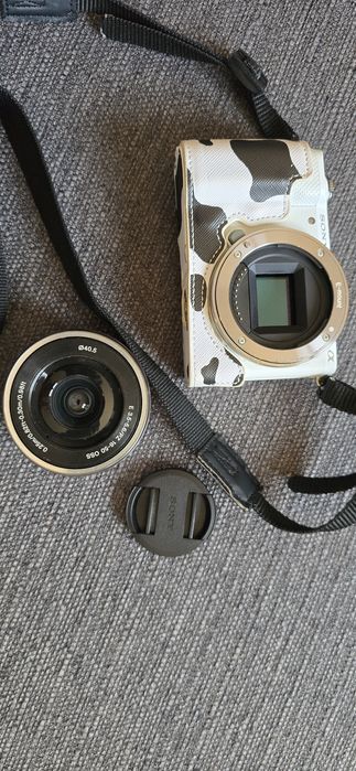 Sony Alpha 5000 + Extras – Excelente Estado!