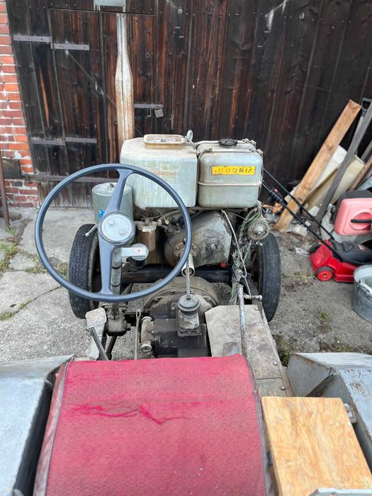 Traktorek Esiok Sam S15