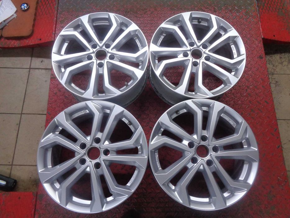 Alu Felgi 7,5Jx17 VW Skoda Seat Audi MB - 5x112 - Ładne DEZENT