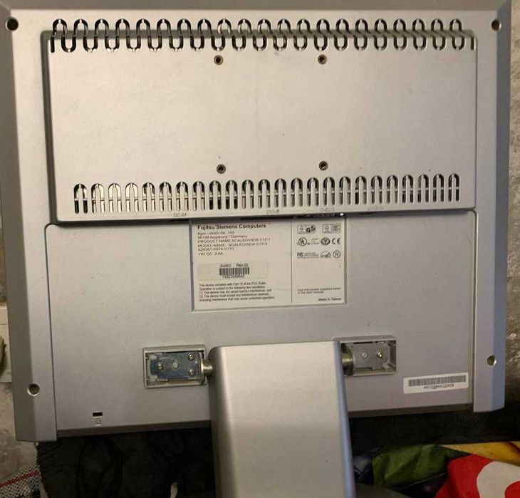Продается монітор  Fujirsu-Siamens Scaleview T17-3