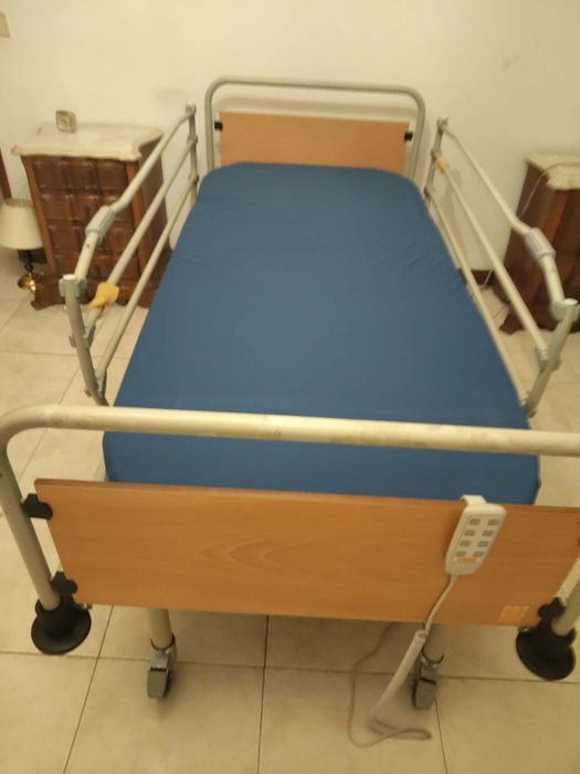 Cama articulada nova , nunca foi utilizada