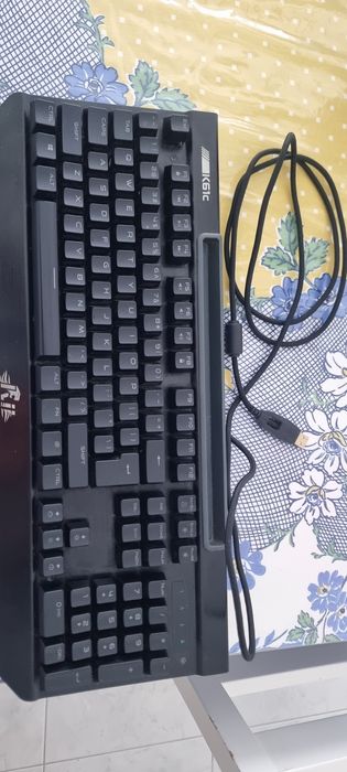 Vendo teclado mecanico gamming