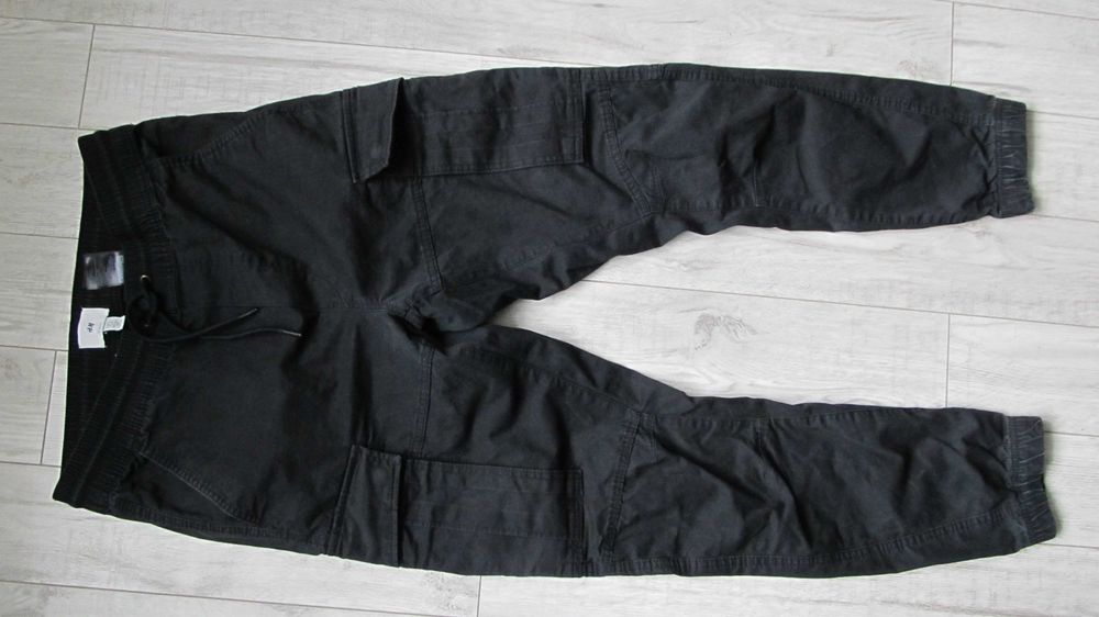 Стильні штани H s M