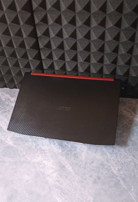 Ігровий Ноутбук Acer Nitro під відновлення / Ryzen 5 2500u / RX560
