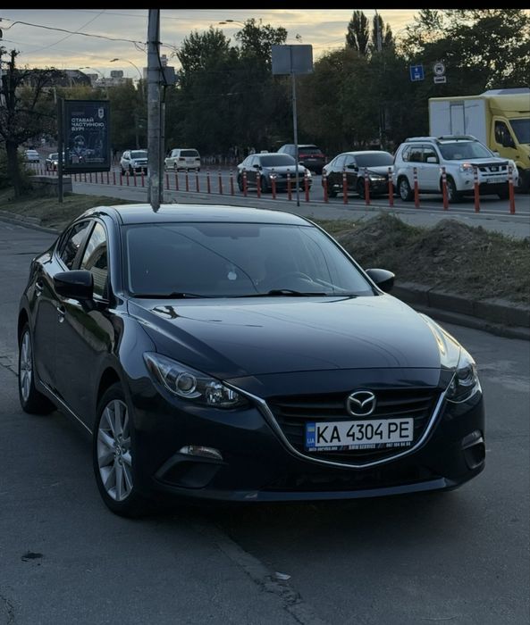 Продам власне авто Мазда 3