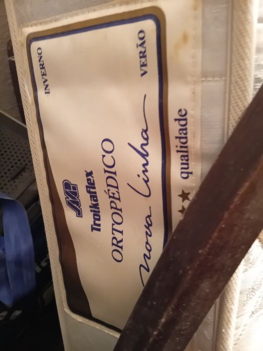 Cama e colchão 190×80