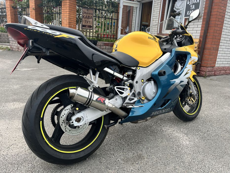 ТЕРМІНОВО!Honda cbr 600f4 в чудовому стані