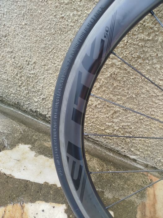 Rodas em carbono perfil 50