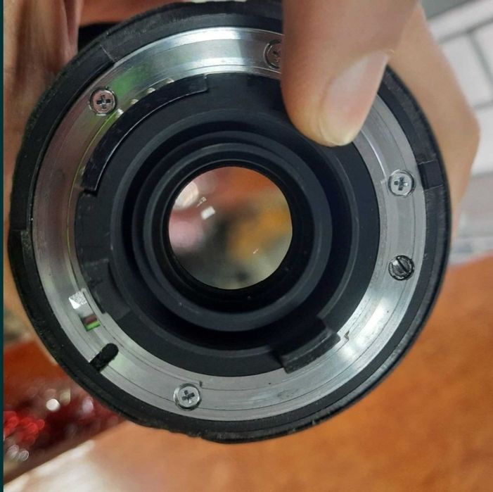 Продам розкішний об'єктив Nikon F Nikon AF Nikkor 24-85mm f/2.8-4D IF