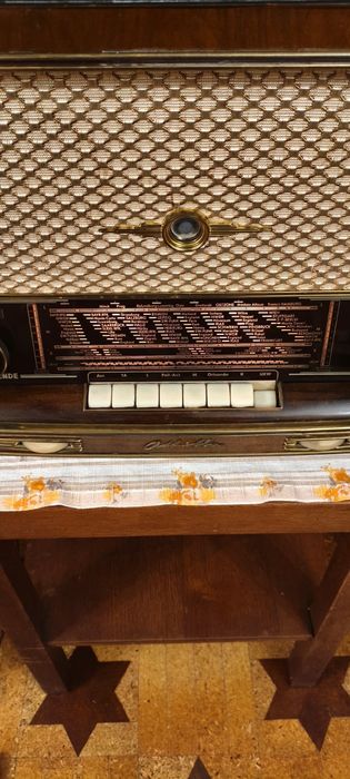 Radio lampowe Nordmende Othello 55