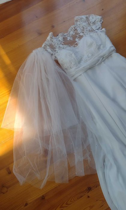 Piękna suknia ślubna długa (koronka) WELON gratis