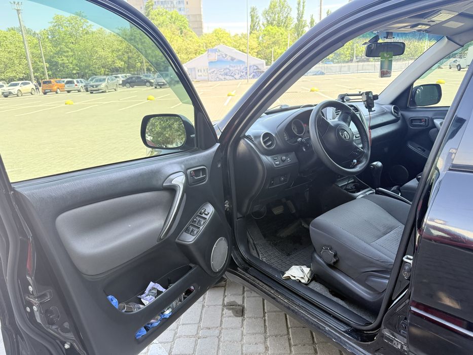 Продам, toyota rav 4, 2005