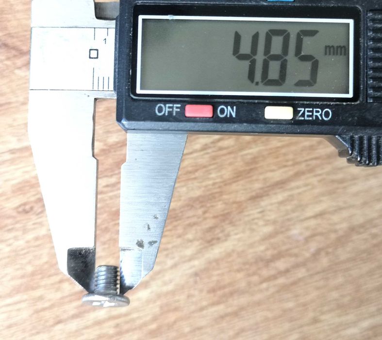 2шт. Гвинти для фіксації ножів машинки для стрижки - нержавіюча сталь