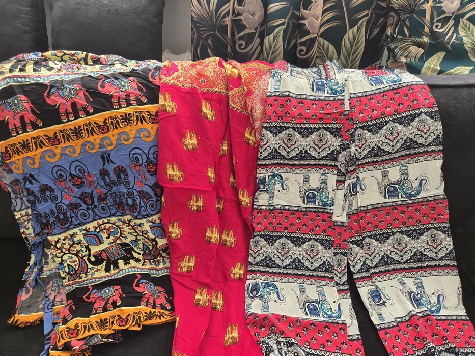 Zestaw spódnico- spodni