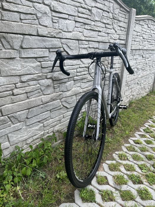 Rower Gravel Kross Esker 1.0 L Shimano Claris