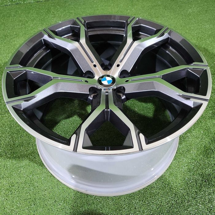 Диски R20 стиль 741M 5 x 112 BMW G05, G06, G07 DB71