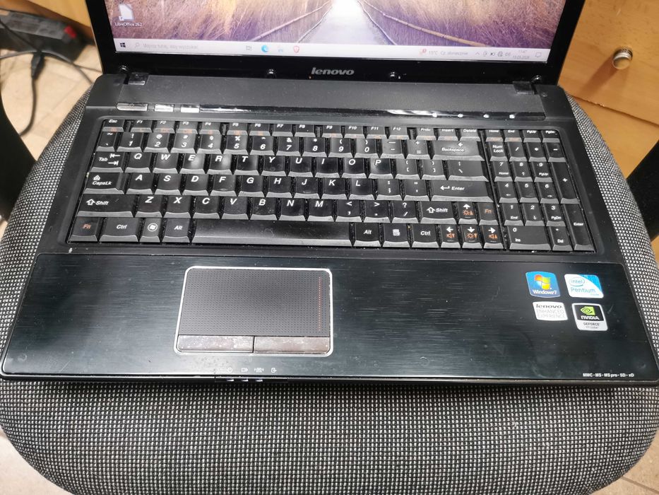 Tani laptop Lenovo G560 Intel 6GB RAM SSD 128GB 15,6" Win10