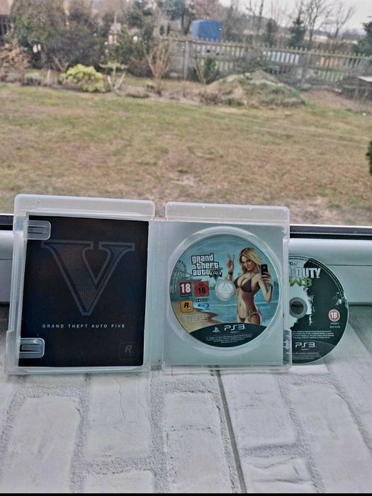 Gta V i call of duty mw3 na ps3