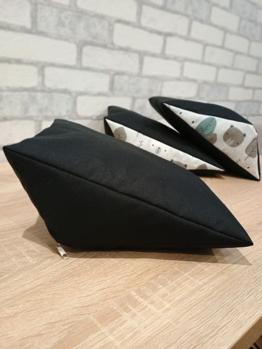 Вкладиш в автокрісло для новонароджених