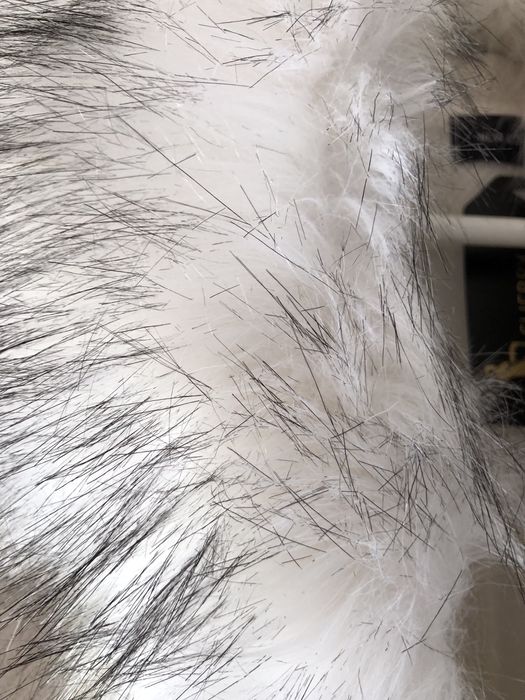 Casaco branco com pelo