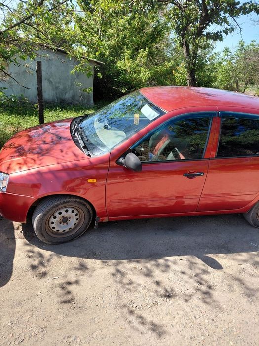 Продам машину в гарному стані на кожен день.
