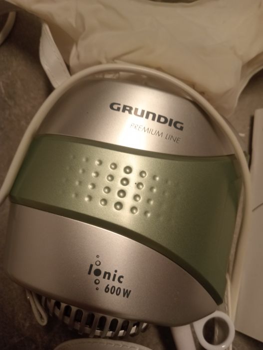 Suszarka kapturowa Grundig 600w