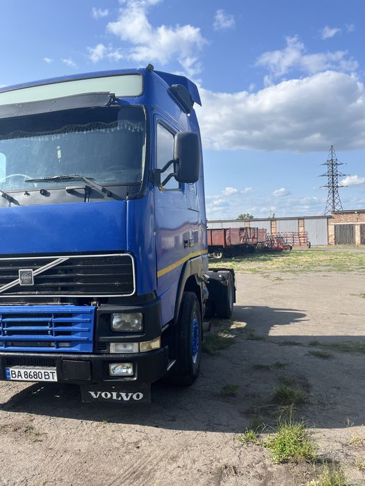 Продам тягач вольво