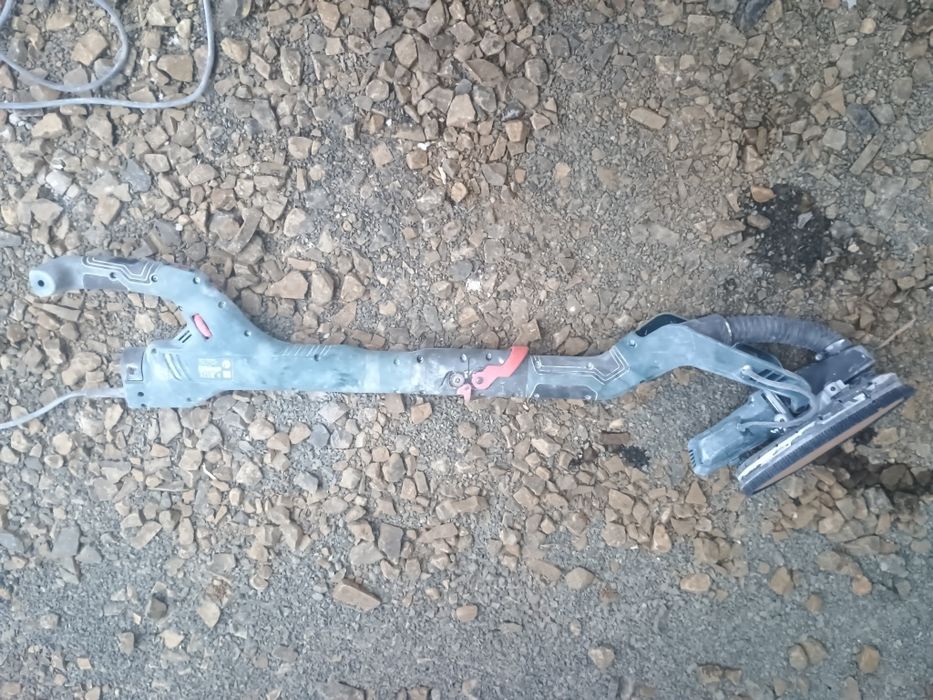 Szlifierka do gładzi, gipsu Bosch GTR 550