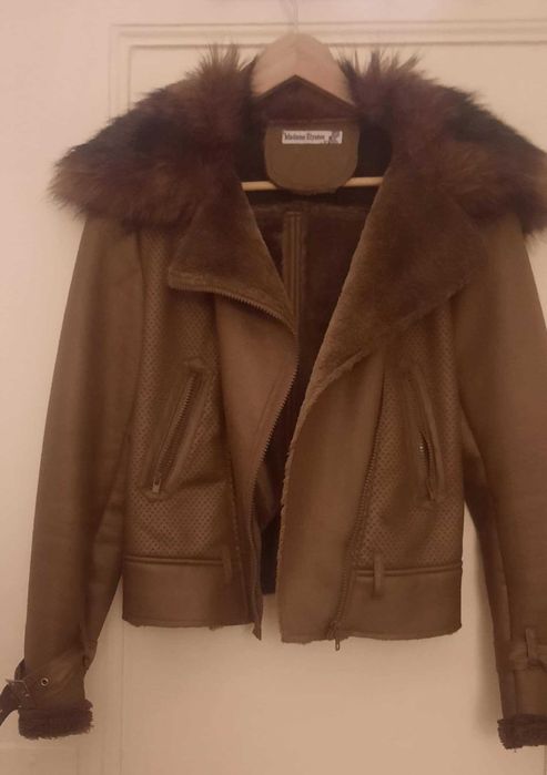 Casaco pele sintética castanho