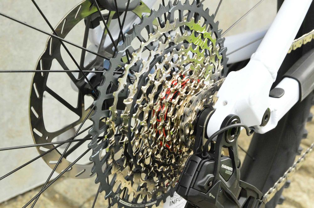 CORRATEC E-Power RS 160 Factory Bosch CX 5 gen. 800Wh ZEB Ultimate 160mm Eagle AXS (173-182cm) M