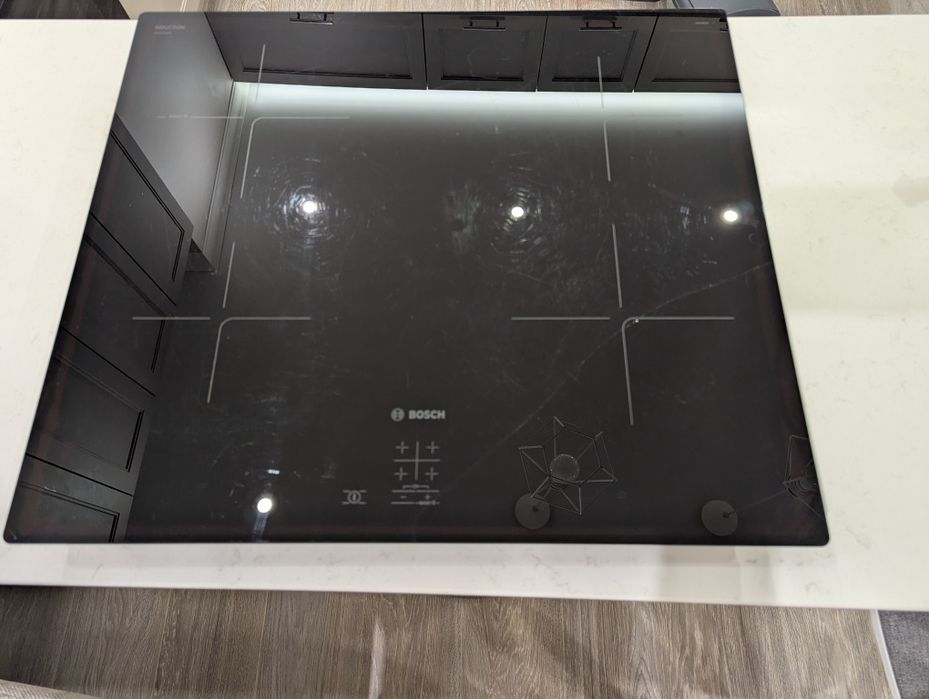 Варильна електрична поверхня  Bosch PUG61KAA5E