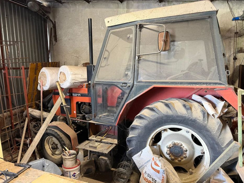 Zetor 5211  Zetor 5211