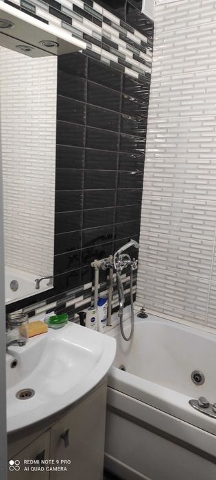 Сдам 1 кімнату в трехкімнатной квартир