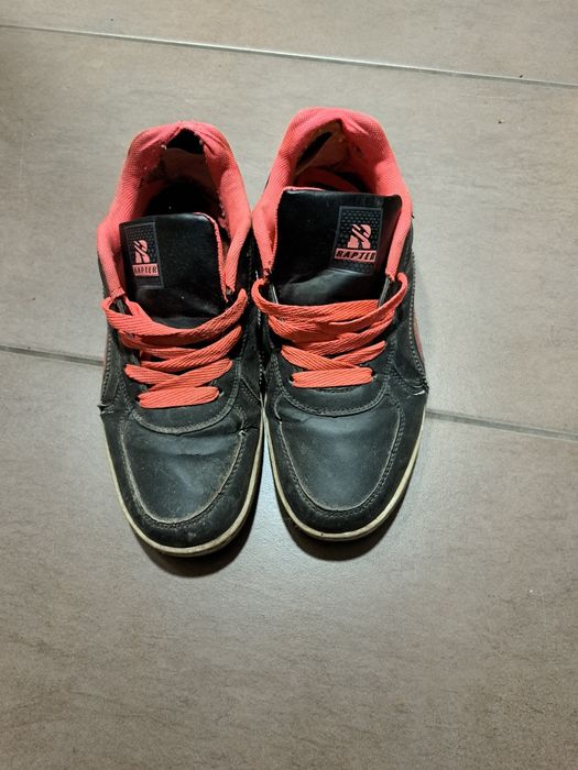 Buty sportowe rozmiar 39 oddam za darmo