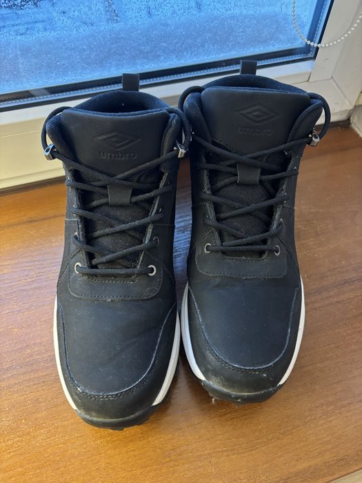 Buty zimowe mękskie umbro rozmiar 44
