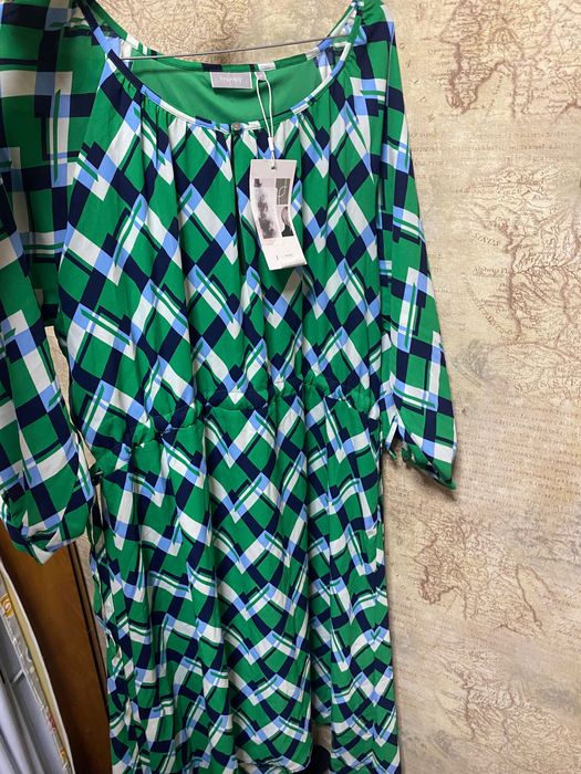 Літня жіноча сукня розмір М