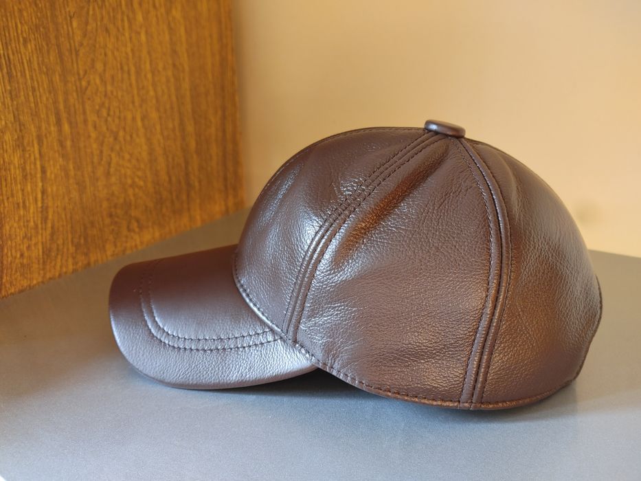 Мужская кожаная бейсболка без лого классика 6 панелей шоколадный цвет