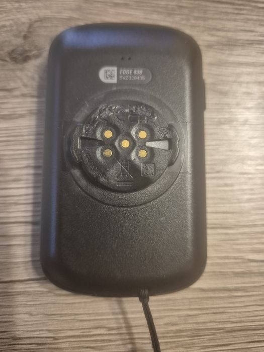 Garmin Edge 830, 100% sprawny, bateria ok,  + gratis czujnik, etui