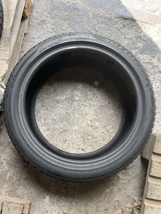 255/40 R20 Pirelli Winter Sottozero 3 (Германія) 2шт./ 2023 рік./ близько до нових