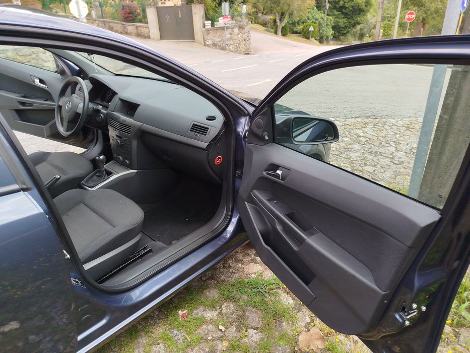 Opel Astra H - 118000km (2006- gasolina)