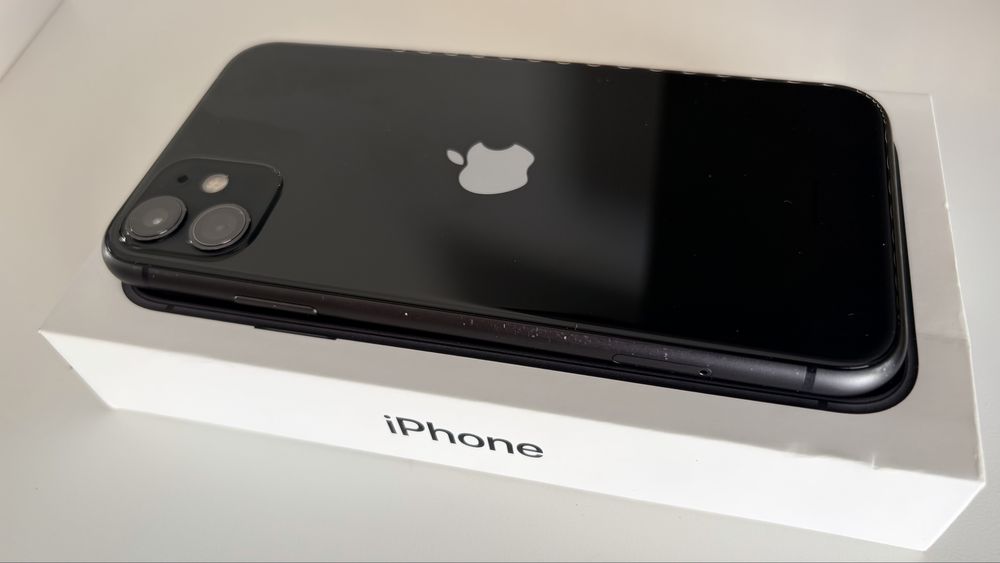 Iphone 11 64gb usado! Na caixa!