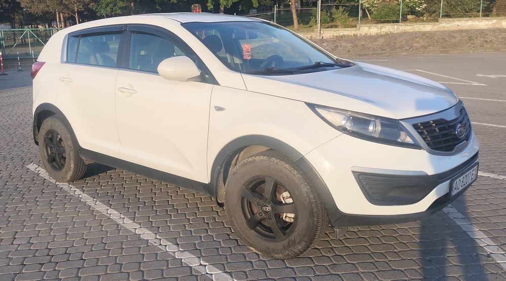 Кia Sportage 1.6  2010