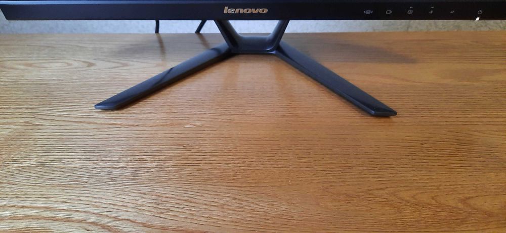 Монітор Lenovo LI 2323 sw.