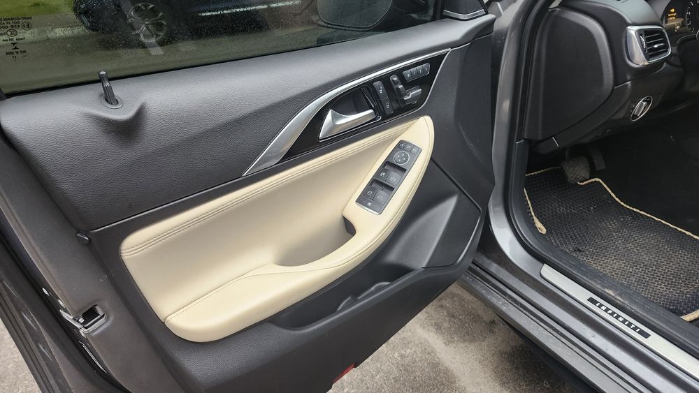 Infiniti gx 30 2017 рік