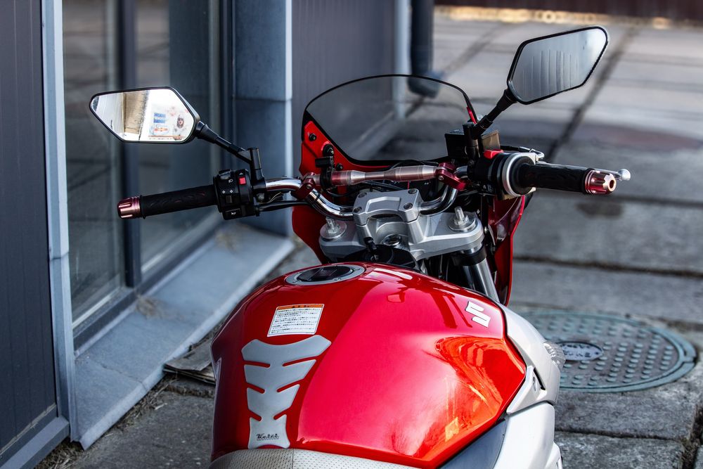 Suzuki GSR 400 з Японії