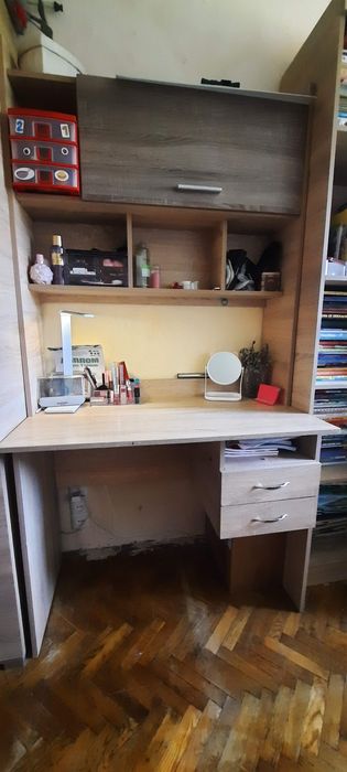 Стіл для школяра