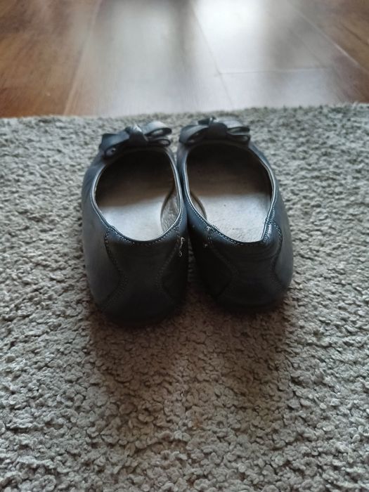 Pantofelki skórzane Gino Rossi